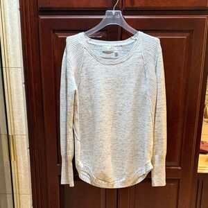 RD Style Light Gray Long Sleeve Sweater